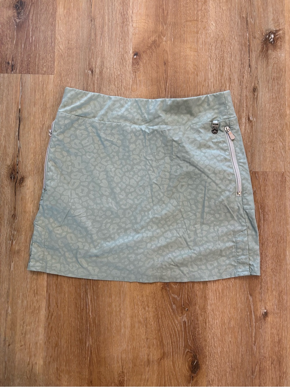 Anatomie Sage Printed Mini golf Skort with Zip Accents